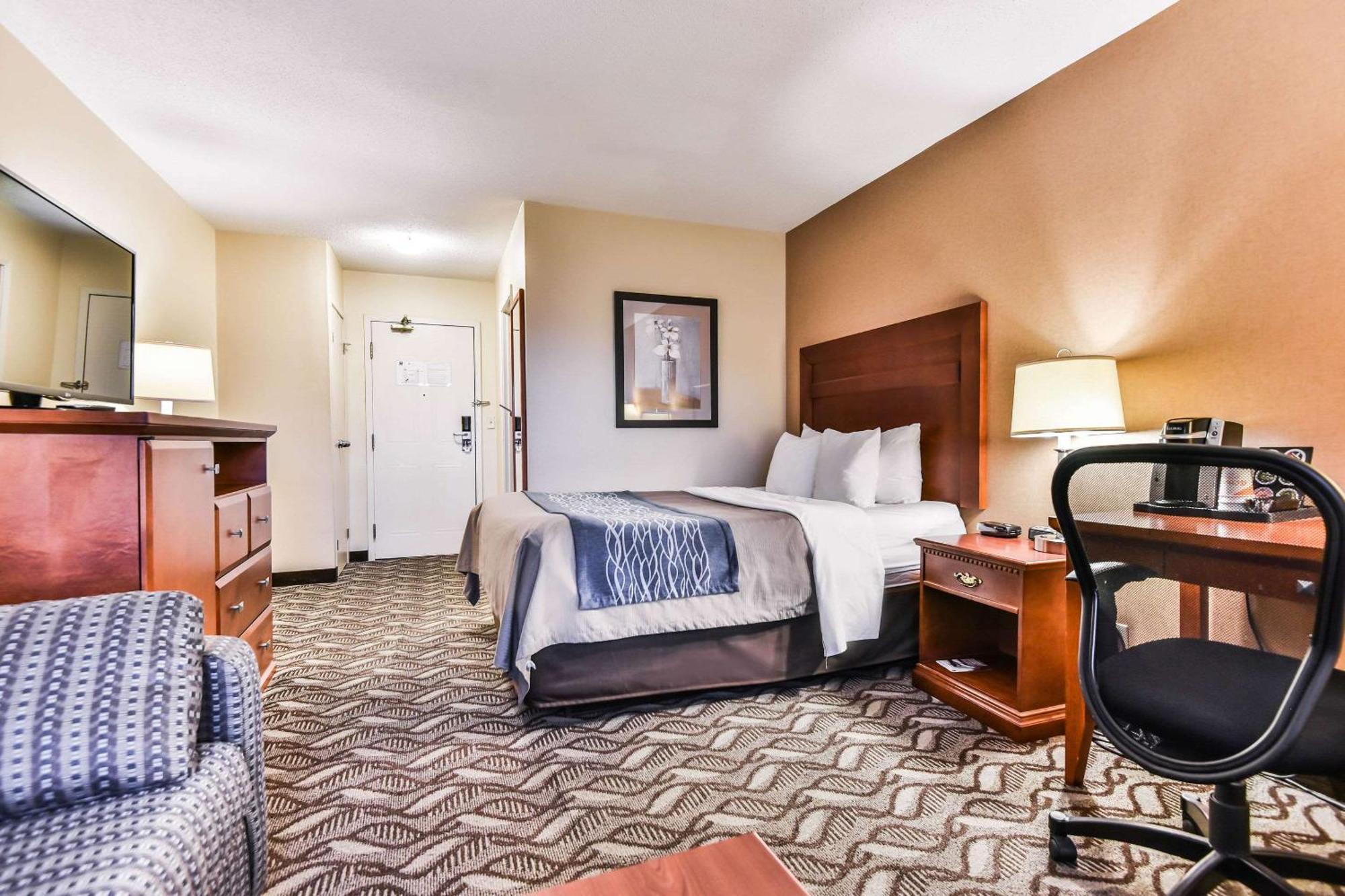 Comfort Inn & Suites Ambassador Bridge Windsor Extérieur photo