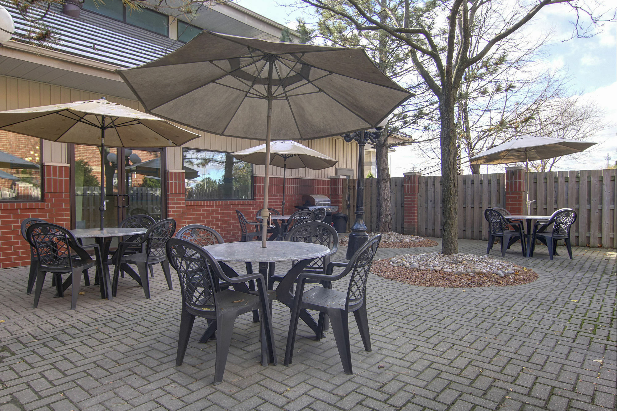 Comfort Inn & Suites Ambassador Bridge Windsor Extérieur photo
